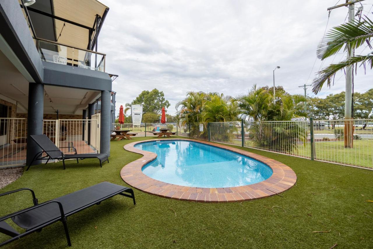 Bribie Waterways Motel Bongaree ภายนอก รูปภาพ