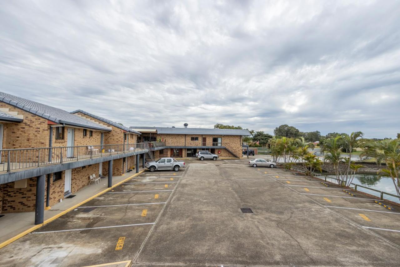 Bribie Waterways Motel Bongaree ภายนอก รูปภาพ