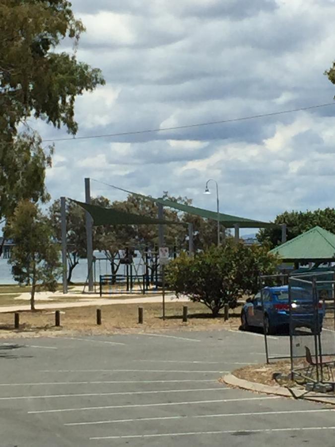 Bribie Waterways Motel Bongaree ภายนอก รูปภาพ