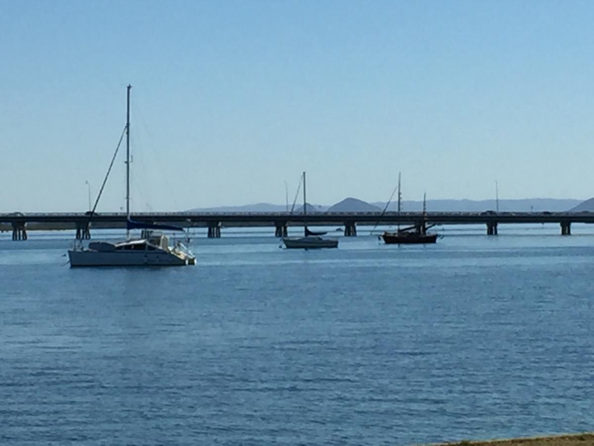 Bribie Waterways Motel Bongaree ภายนอก รูปภาพ
